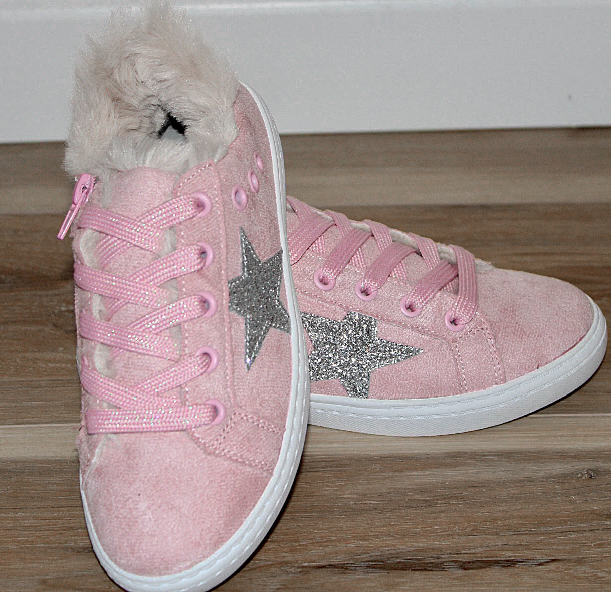 Kids Pink & Silver Fur-Lined Star Sneakers - Cozy & Stylish